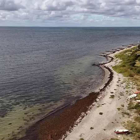 Holiday home Svanborg - 40m From The Sea By Interhome *