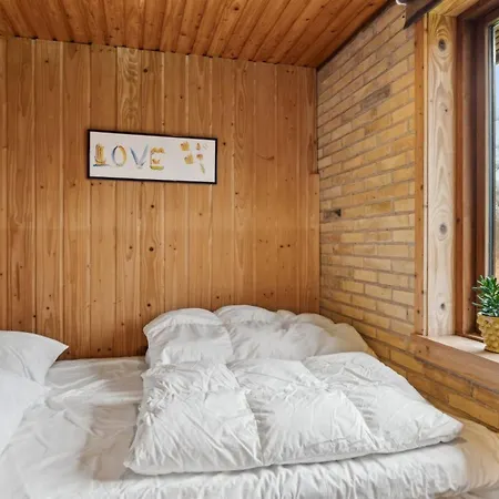 Svanborg - 40m From The Sea By Interhome